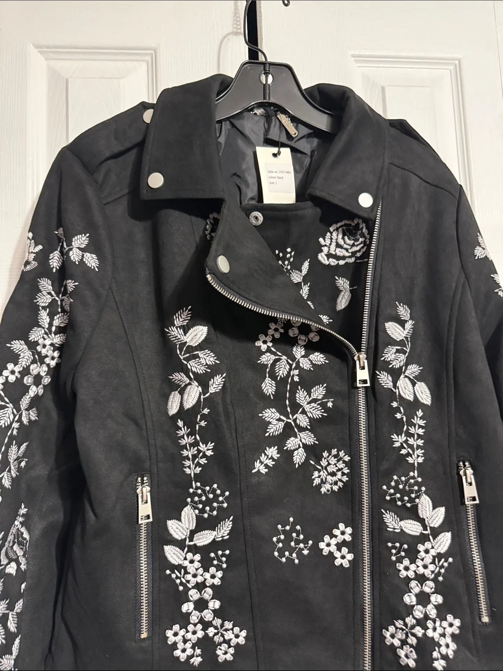 PAPARAZZI black embroidered floral NWT coat jacket size LARGE - Picture 2 of 13